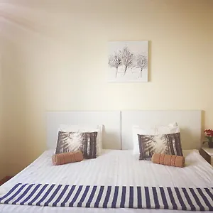 greenpoint-port-guesthouse.hotels-capetown.com/