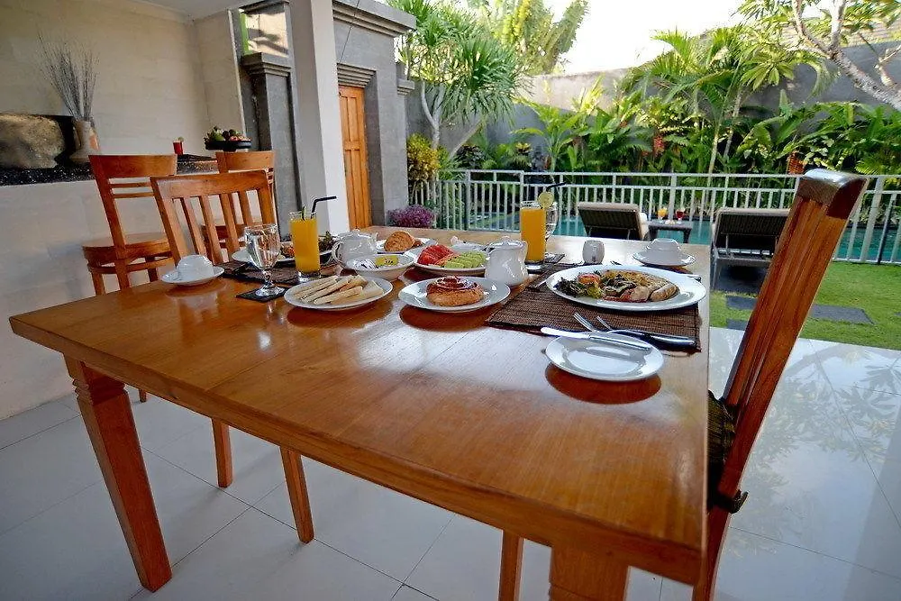 Sandi Agung Villa Seminyak