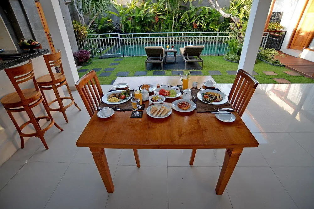Sandi Agung Villa Seminyak