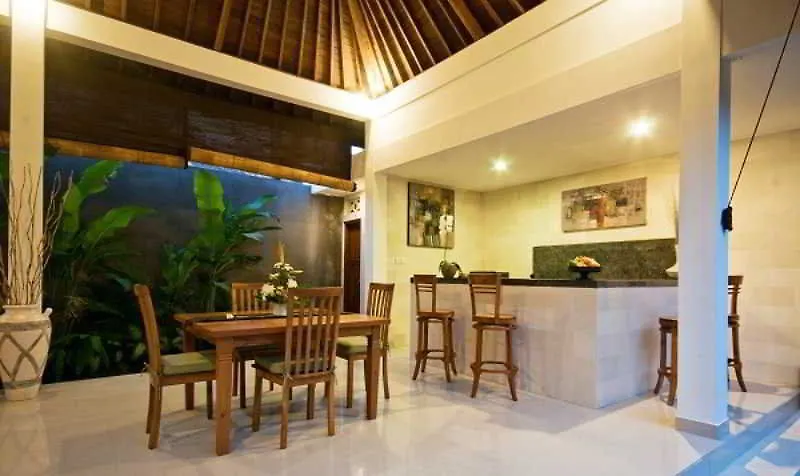 Sandi Agung Villa Seminyak