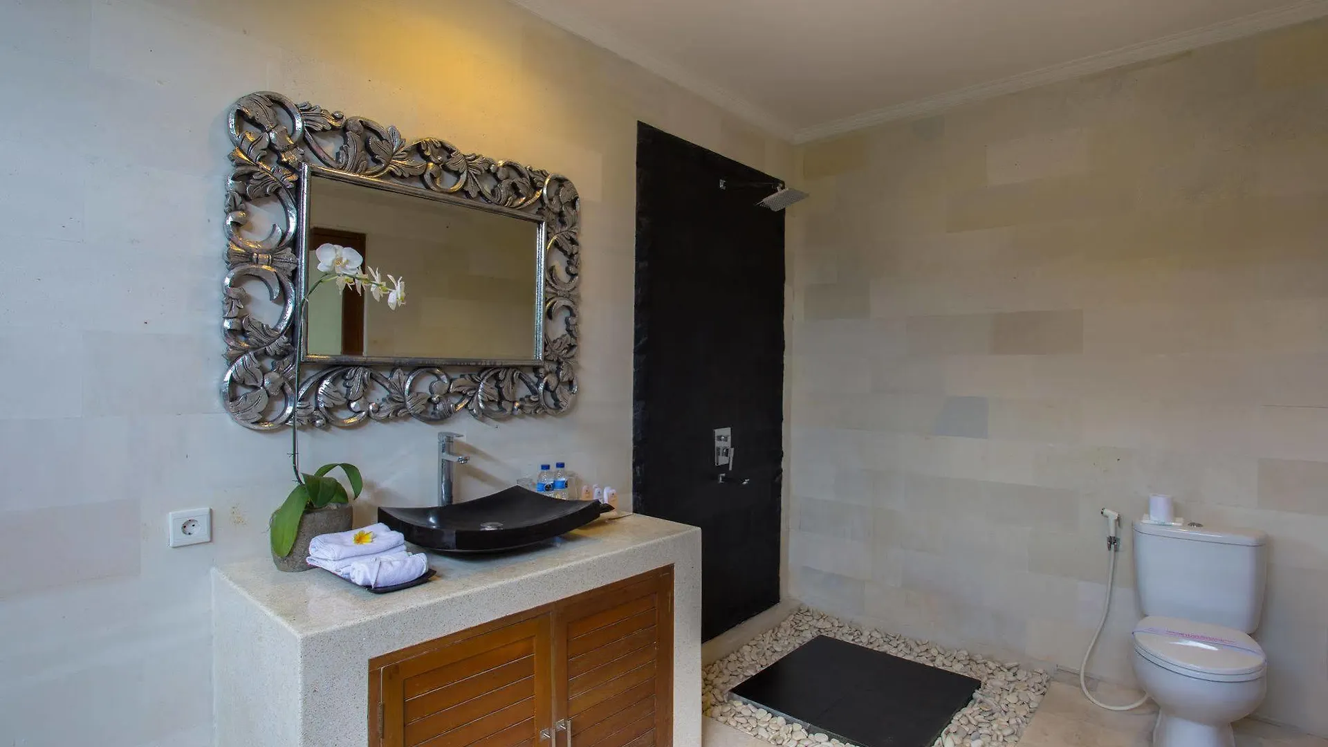 Sandi Agung Villa Seminyak   Seminyak (Bali)