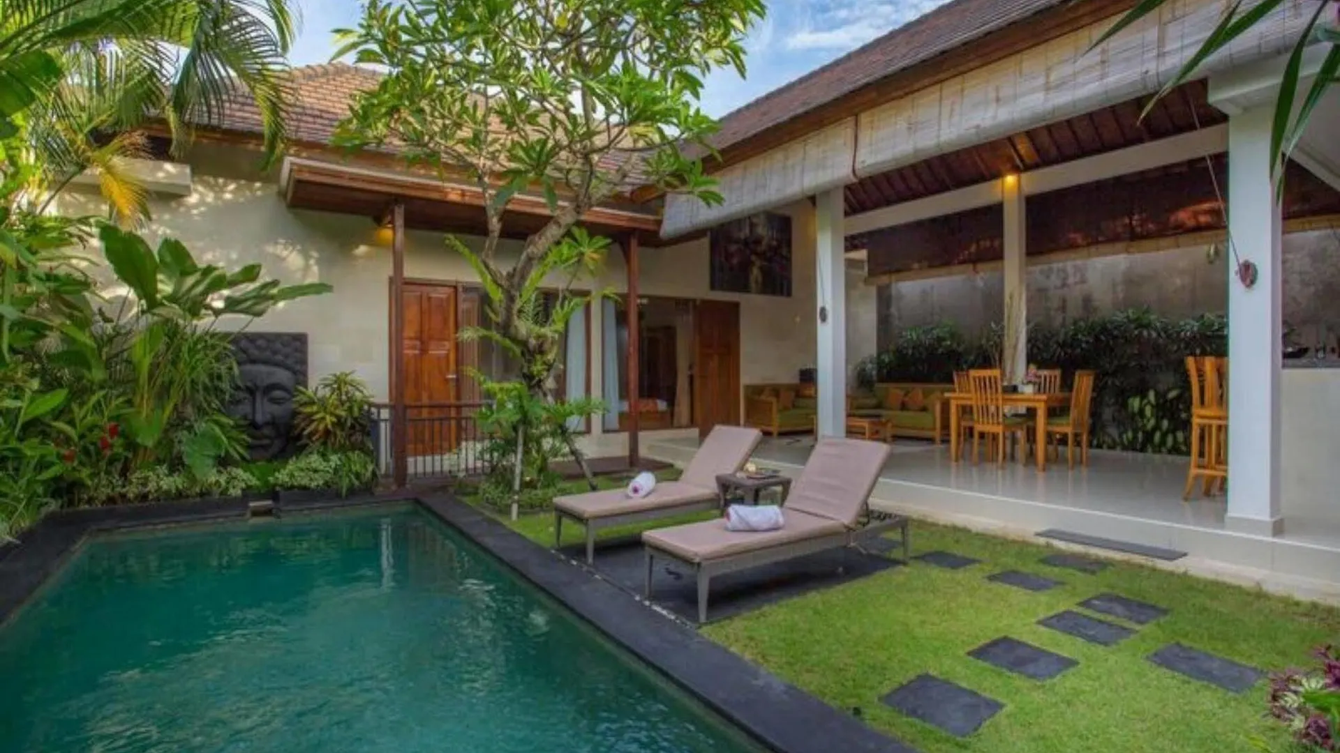 Sandi Agung Villa Seminyak